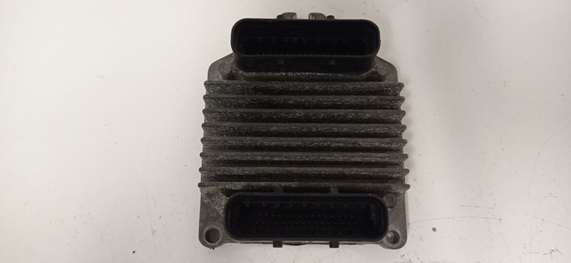 Sterownik silnika 09355929 OPEL