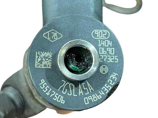 Wtryskiwacz paliwa 0986435234 RENAULT