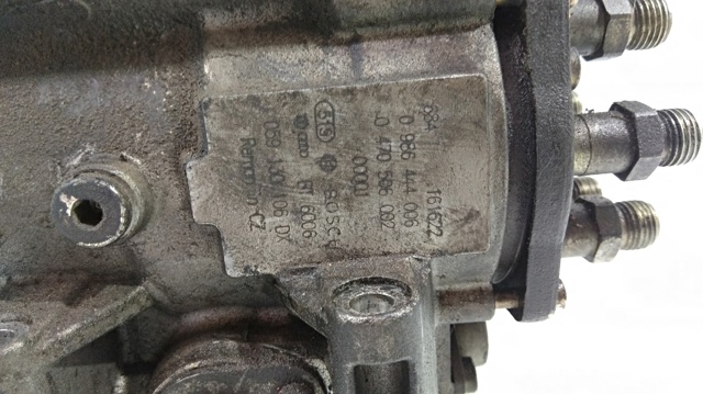 Pompa wtryskowa wysokiego ciśnienia Volkswagen Passat 3B5