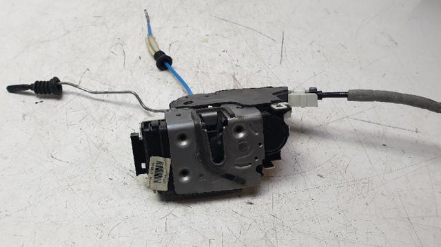 Zamek drzwi przednich lewych 0997201901 MERCEDES