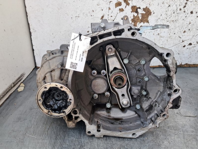 Mechaniczna skrzynia biegów w komplecie 0A4300045 VAG