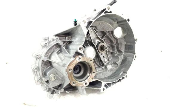Mechaniczna skrzynia biegów w komplecie 0DF300045F VAG