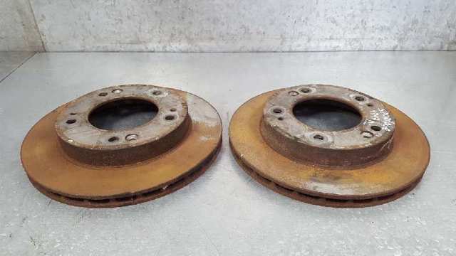 Tarcza hamulcowa przednia 0K01133251E HYUNDAI