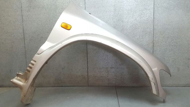 Błotnik przedni prawy do KIA Sportage K00