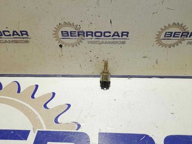Czujnik włącznika świała stop 0K20C66490A HYUNDAI