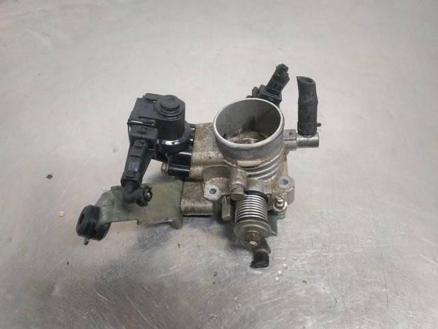 Regulator biegu jałowego 0K24720660 HYUNDAI