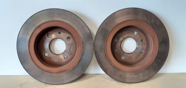 Tarcza hamulcowa tylna 0K2AA26251 HYUNDAI