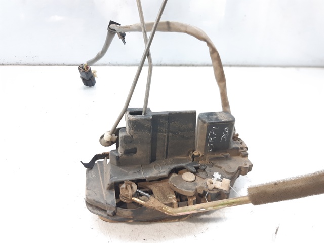 Zamek drzwi przednich prawych 0K2FC58310 HYUNDAI