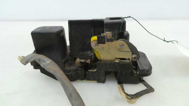 Zamek drzwi przednich prawych 0K2FC58310 HYUNDAI