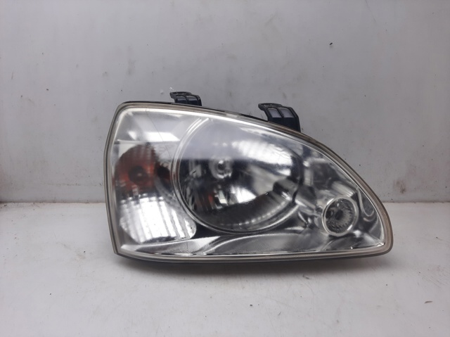 Reflektor prawy 0K2JA51030 HYUNDAI
