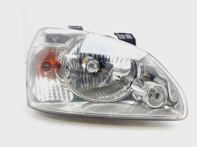 Reflektor prawy 0K2JA51030 HYUNDAI