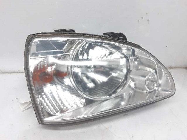 Reflektor prawy 0K2JA51030 HYUNDAI