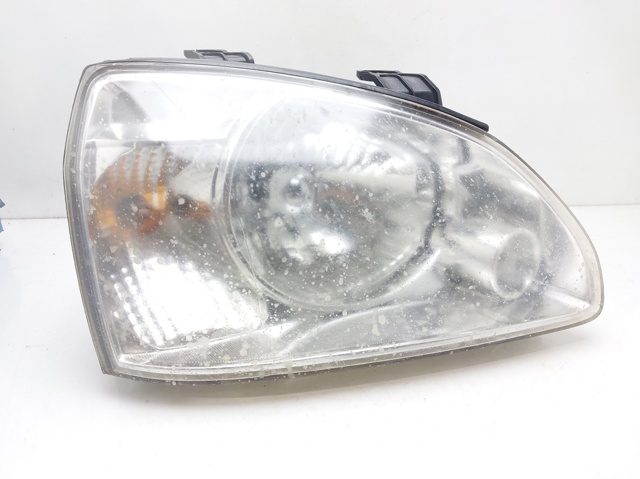 Reflektor prawy 0K2JA51030 HYUNDAI