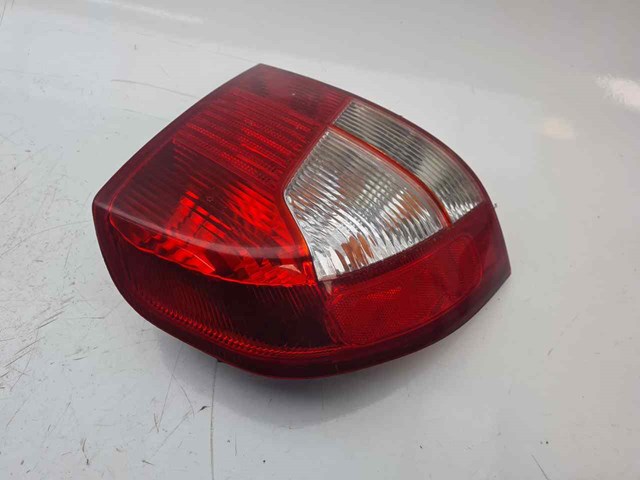 Lampa zespolona tylna lewa do KIA Shuma FB