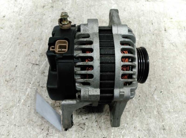 Alternator 0K30D18300 HYUNDAI