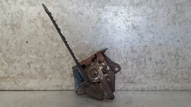 Zamek maski KIA Carnival 2 GQ