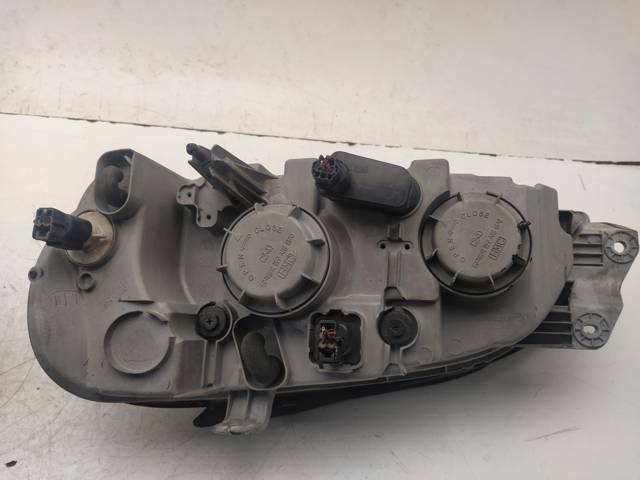 Reflektor prawy 0K54E51030A HYUNDAI