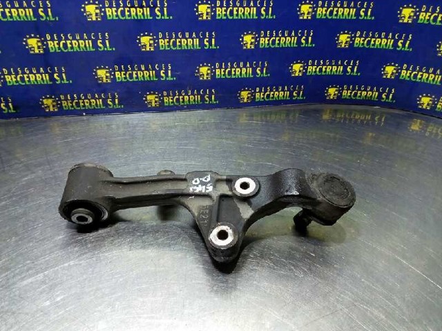 Wahacz zawieszenia przedniego dolny prawy 0K55234300B HYUNDAI