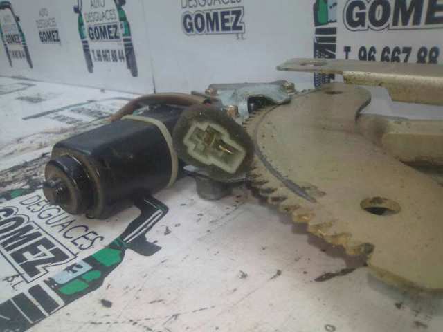 Mechanizm podnoszenia szyby drzwi przednich prawych KIA Carnival 3 UVP