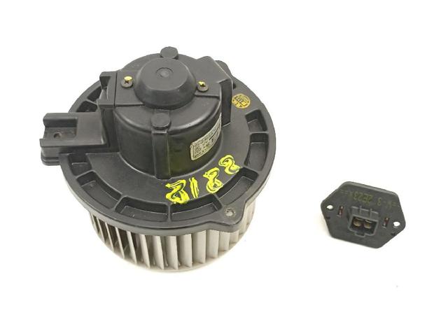 Silniczek wentylatora nagrzewnicy (ogrzewacza wnętrza) 0K55261C07 HYUNDAI