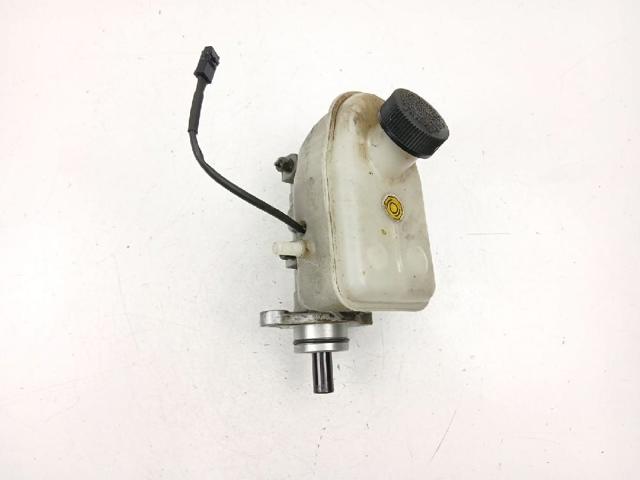 Główny cylinder hamulców KIA Carnival 2 GQ