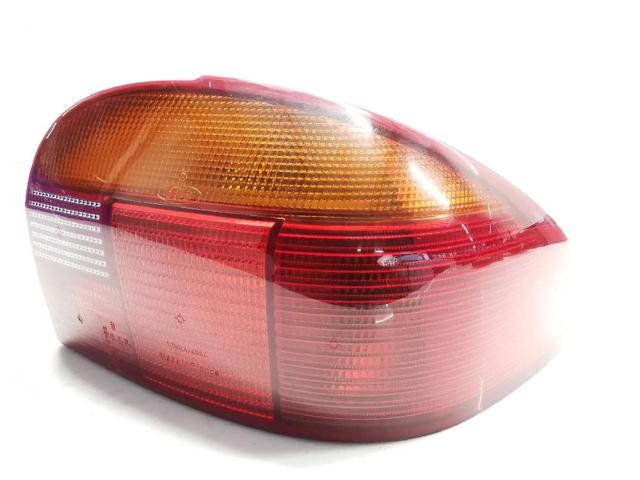 Lampa zespolona tylna prawa 1000082 FORD