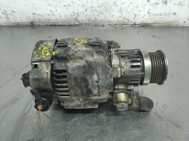 Koło pasowe alternatora 1002132980 HYUNDAI