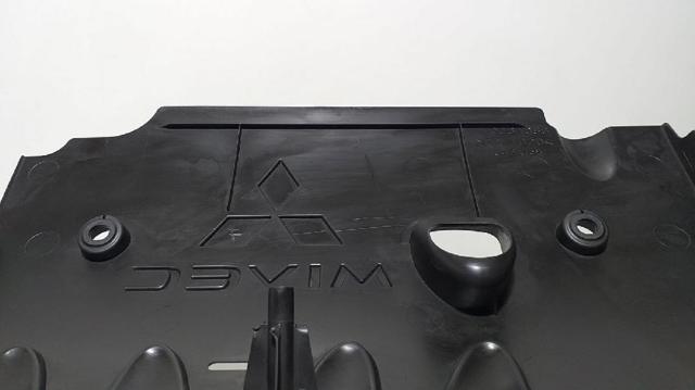 Pokrywa silnika dekoracyjna Mitsubishi Outlander CWW