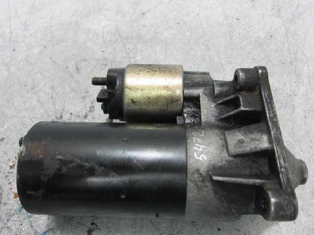 1005821983 Renault (RVI)