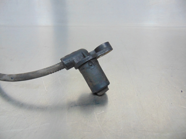 Czujnik ABS przedni 10071311091 RENAULT