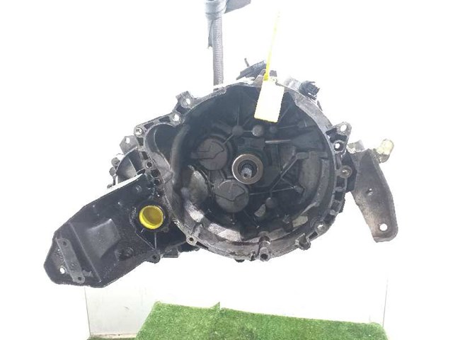 Mechaniczna skrzynia biegów w komplecie 1023678 VOLVO