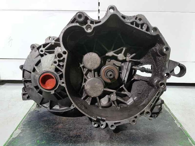 Mechaniczna skrzynia biegów w komplecie 1023704 VOLVO