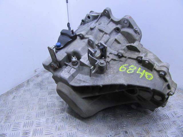 Mechaniczna skrzynia biegów w komplecie 1023704 VOLVO