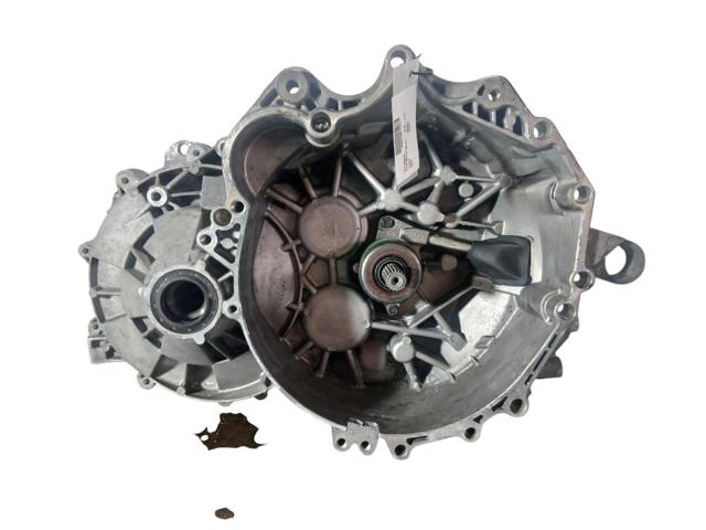 Mechaniczna skrzynia biegów w komplecie 1023704 VOLVO