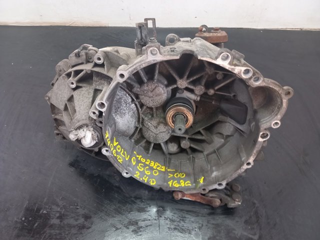 Mechaniczna skrzynia biegów w komplecie 1023822 VOLVO
