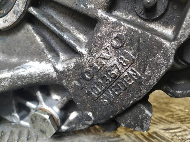 Mechaniczna skrzynia biegów w komplecie 1023822 VOLVO