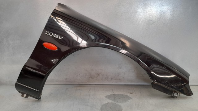 Błotnik przedni prawy Ford Mondeo 2 BFP