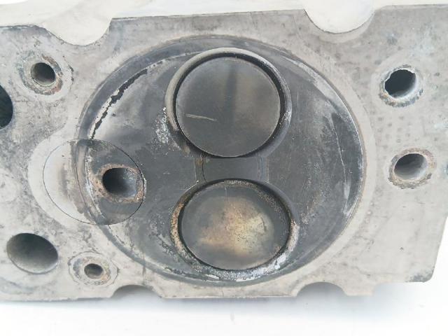 Głowica cylindrów Alfa Romeo 33 905