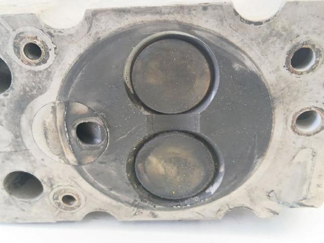 Głowica cylindrów Alfa Romeo 33 905