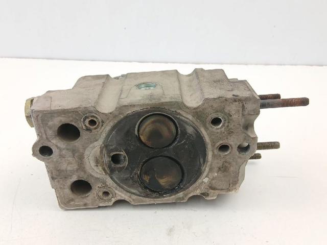 Głowica cylindrów Alfa Romeo 33 905