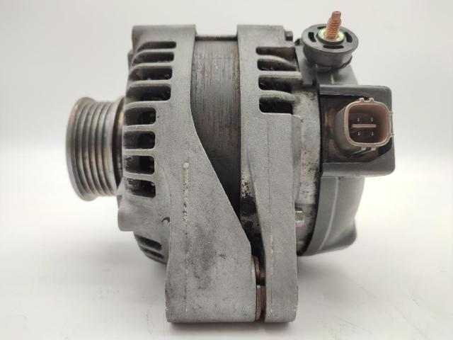 Alternator 1042103050 TOYOTA