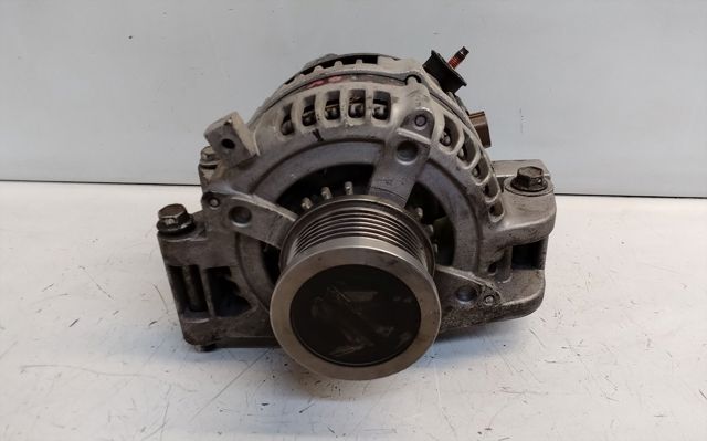 Alternator 1042105140 TOYOTA