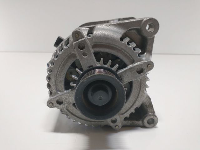 1042118181 BMW