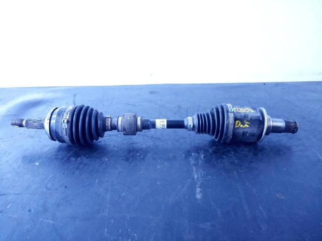 Półoś napędowa przednia lewa 10433567 TOYOTA