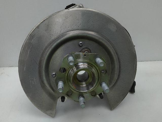 Piasta tylna 104412300B TESLA