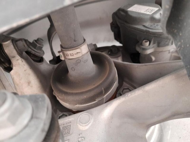 Półoś tylna 104416800A TESLA