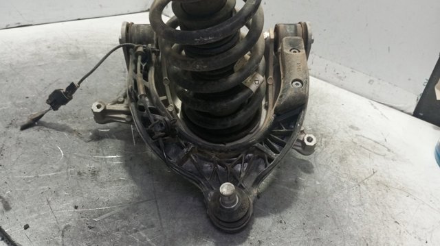 Wahacz zawieszenia przedniego prawy górny 104432600H TESLA