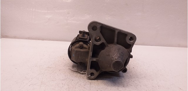 104674105119C Renault (RVI)