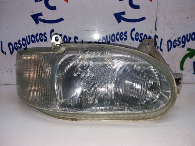 Reflektor prawy 1046865 FORD