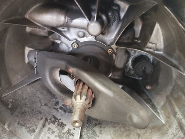 Mechaniczna skrzynia biegów w komplecie 1053401098 BMW